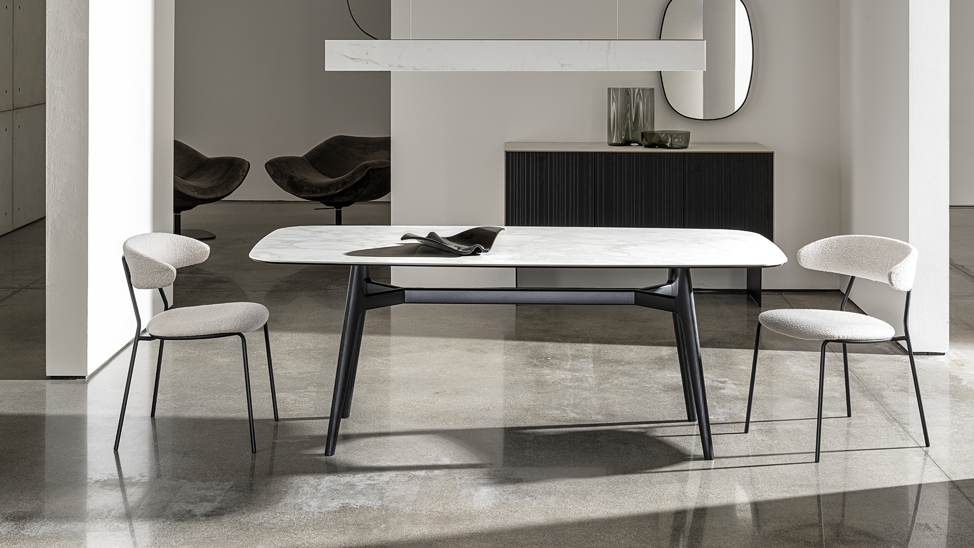 TABLE LEWOOD